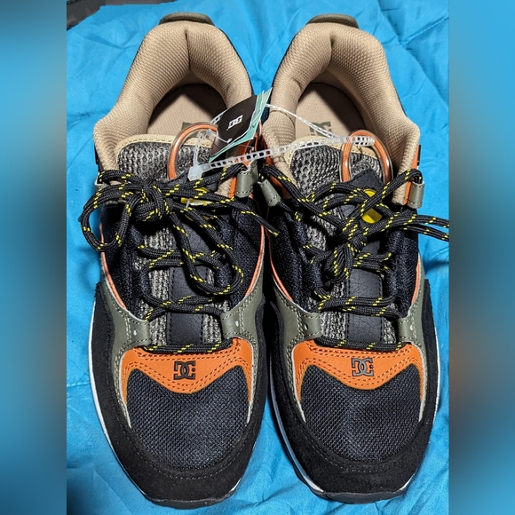 NWT DC Shoes Kalis Lite Skate Shoes - Mens Size 10 - Picture 4 of 6